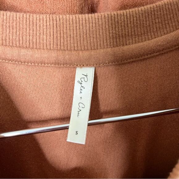 Rylee + Cru SET Terry Cloth 2 Piece Sweatshirt Shorts Terracotta Embroidered S - Picture 4 of 10